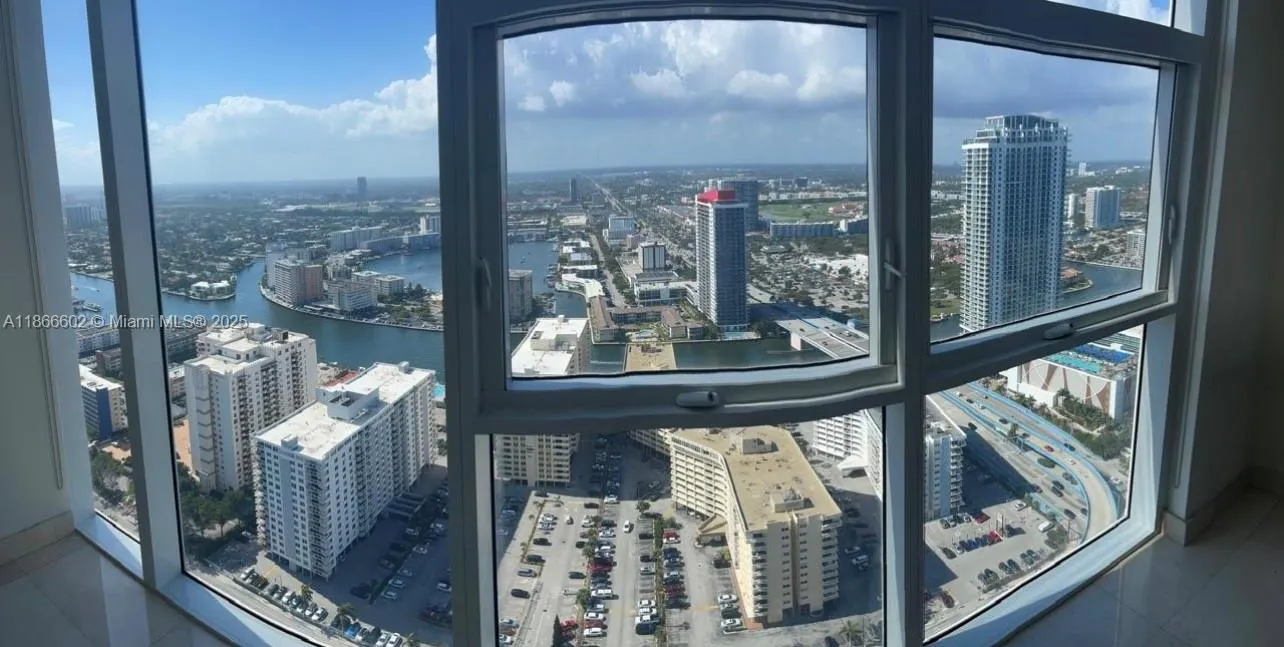 1830 S Ocean Dr, #4407