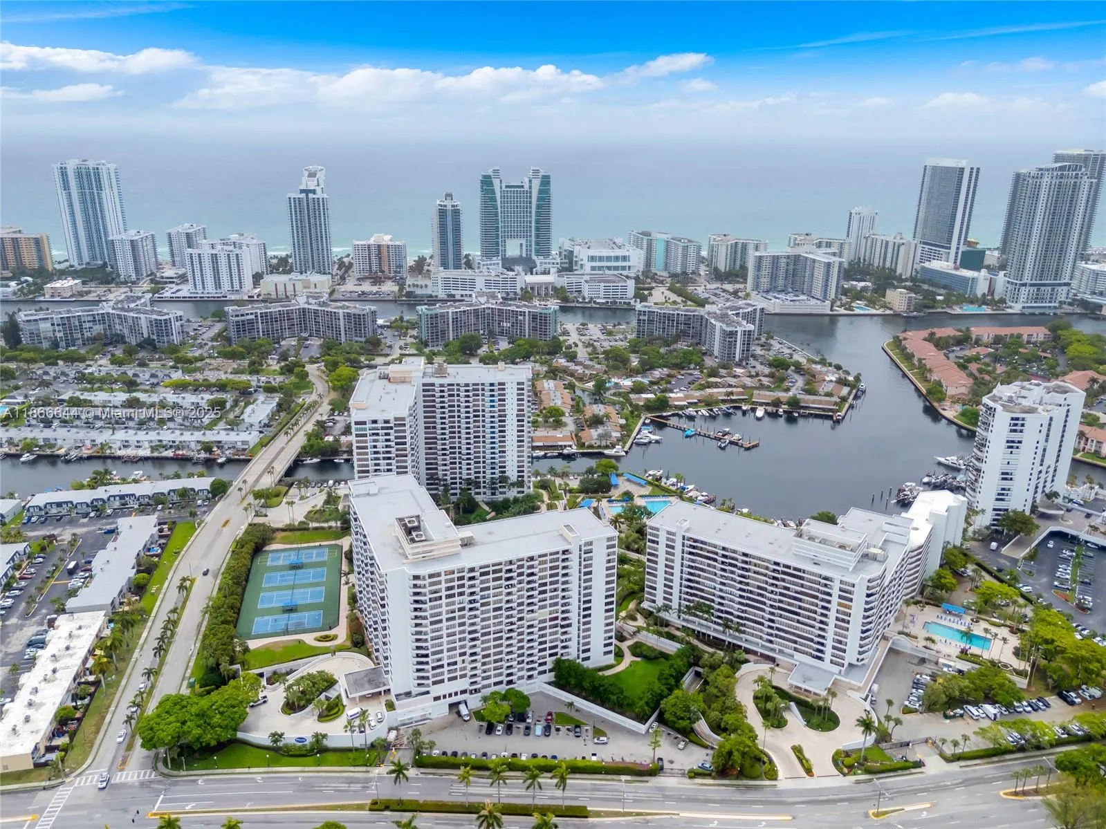 600 Three Islands Blvd, #310