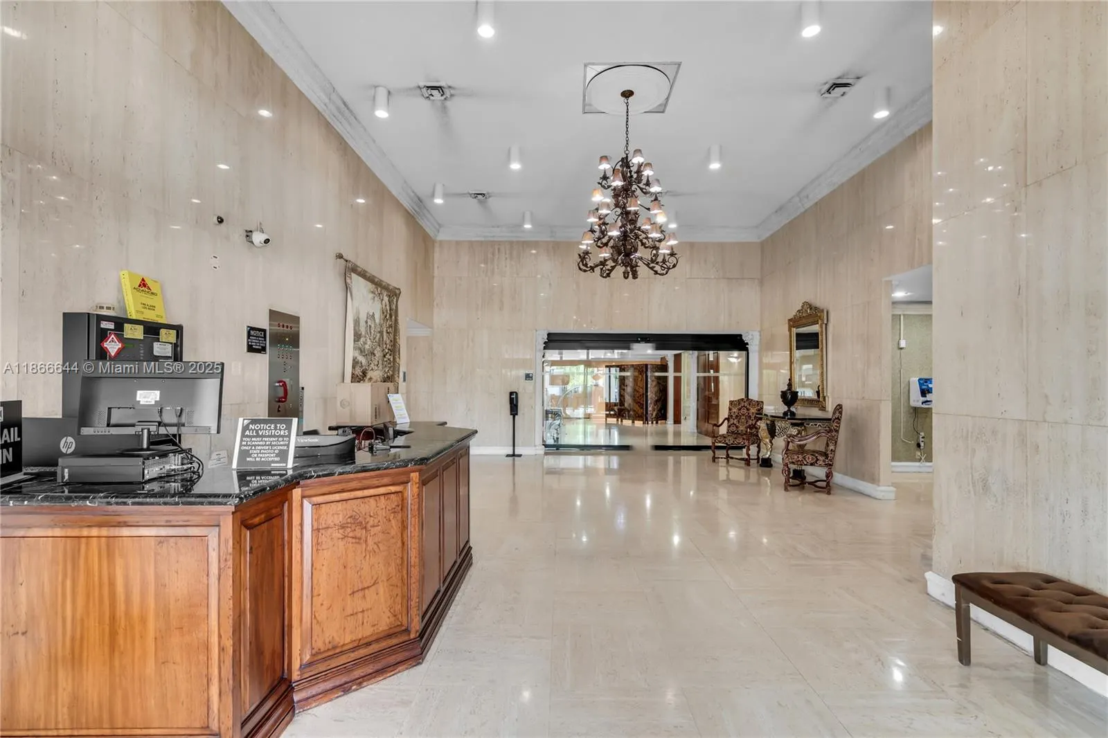 600 Three Islands Blvd, #310