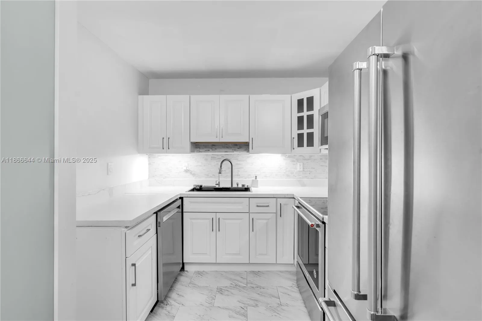 600 Three Islands Blvd, #310