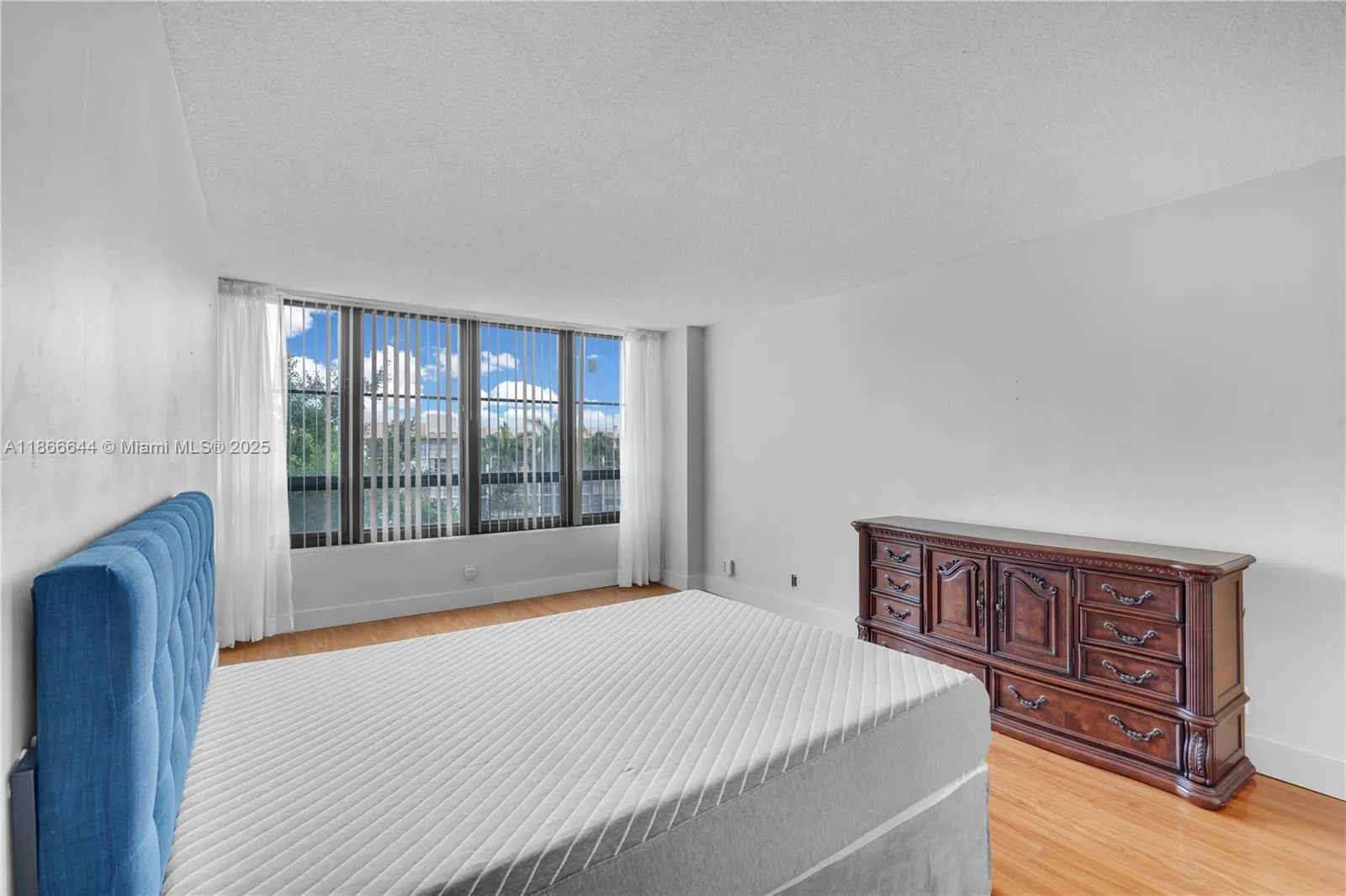 600 Three Islands Blvd, #310