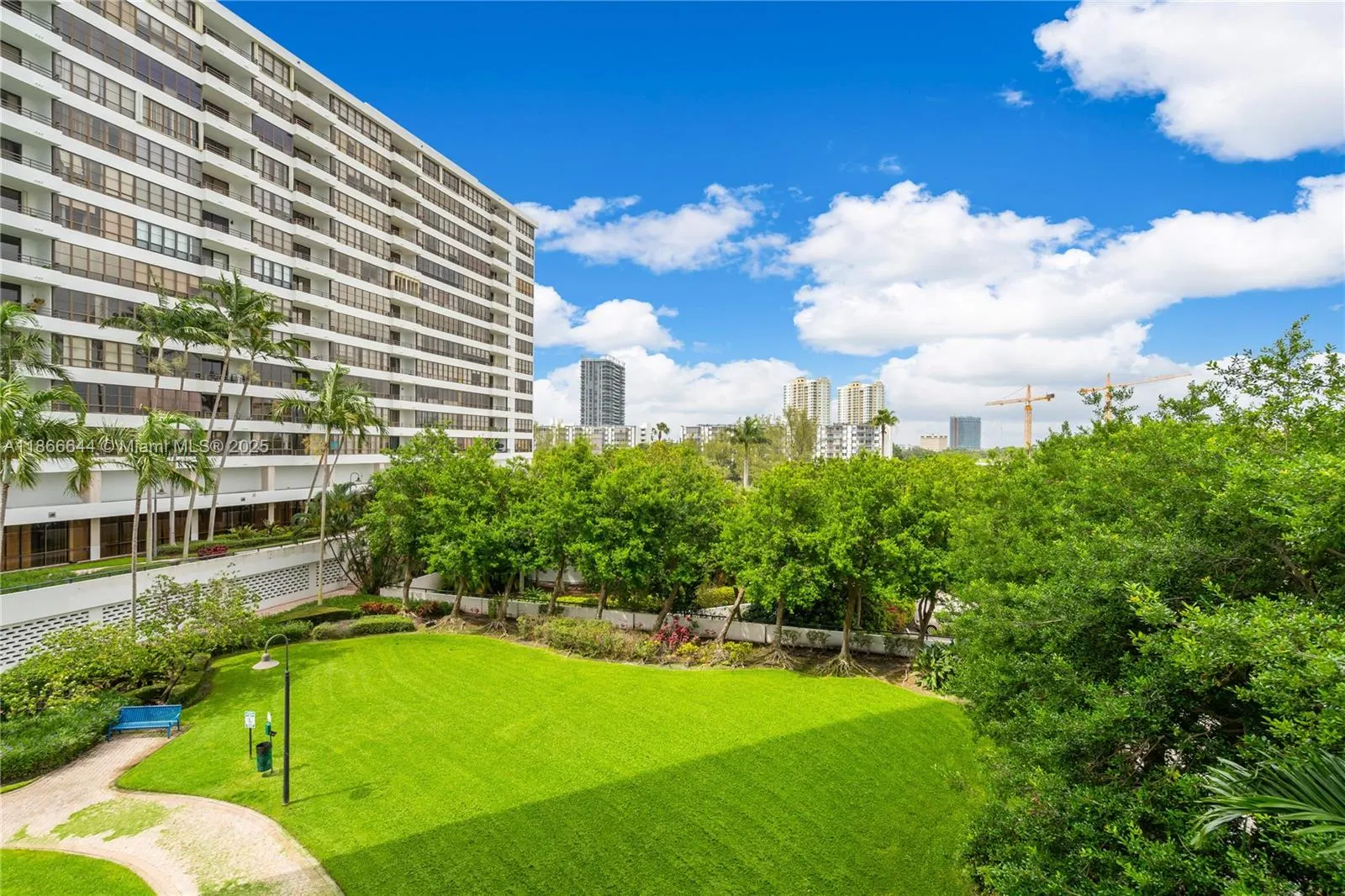 600 Three Islands Blvd, #310