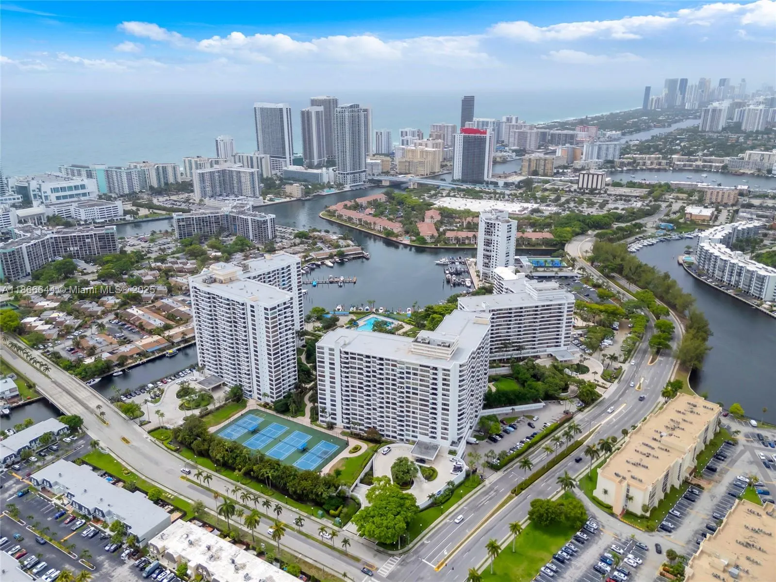 600 Three Islands Blvd, #310