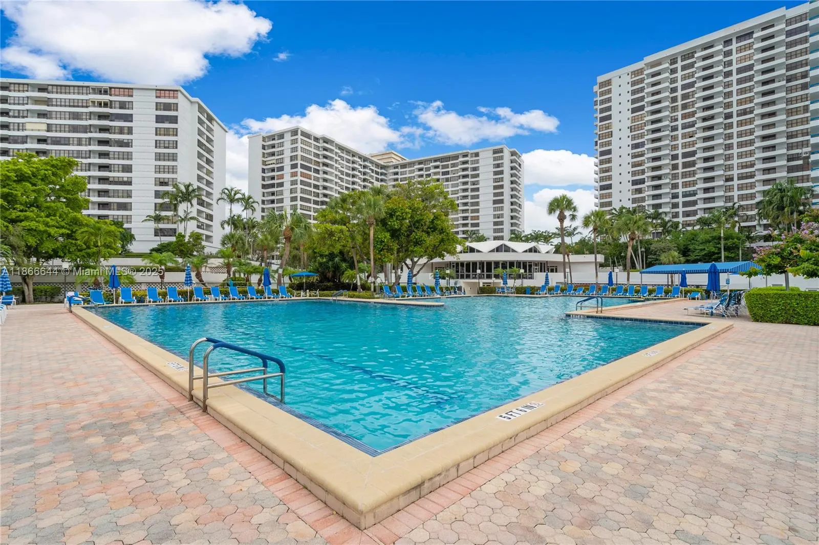 600 Three Islands Blvd, #310