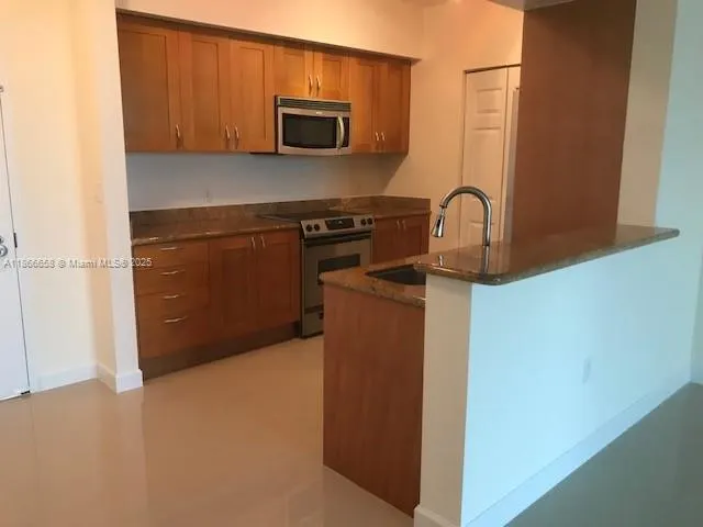 1755 E Hallandale Beach Blvd, #1005E