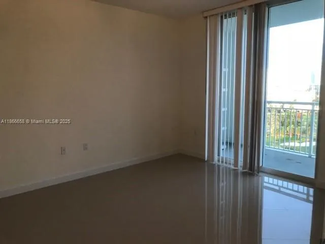 1755 E Hallandale Beach Blvd, #1005E