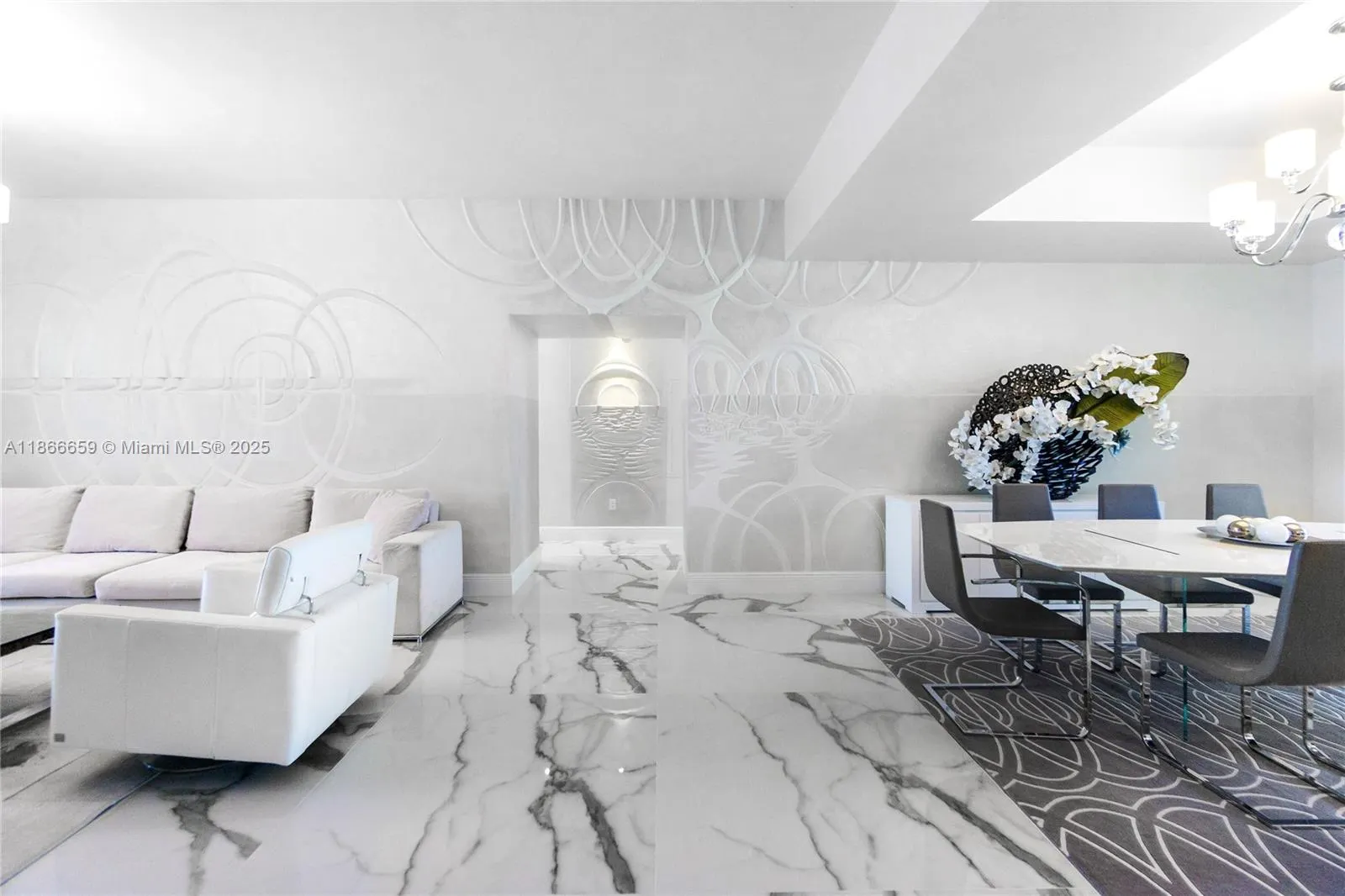 15811 Collins Ave, #2606