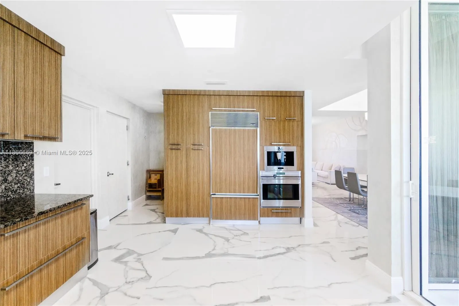 15811 Collins Ave, #2606