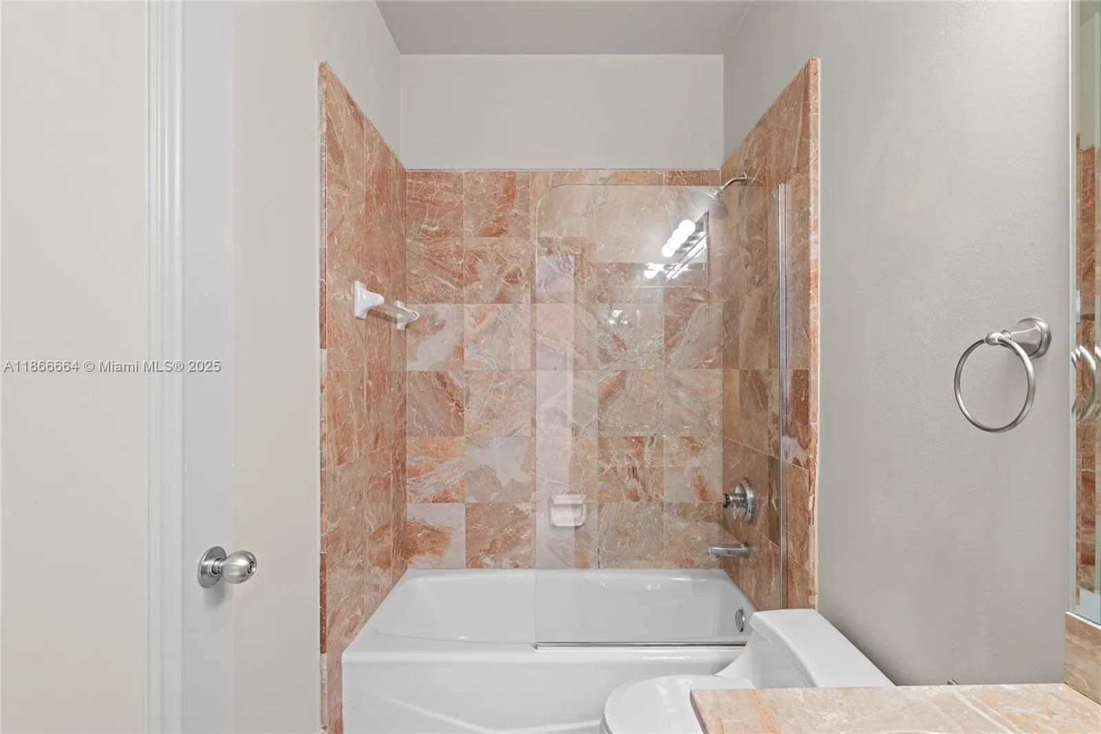 888 Brickell Key Dr, #408