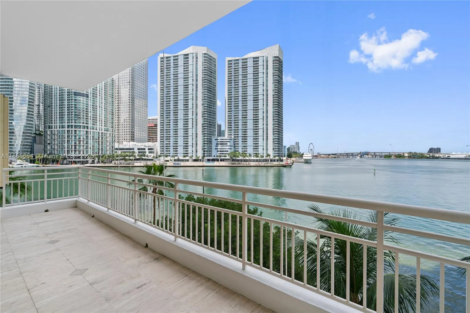 888 Brickell Key Dr, #408