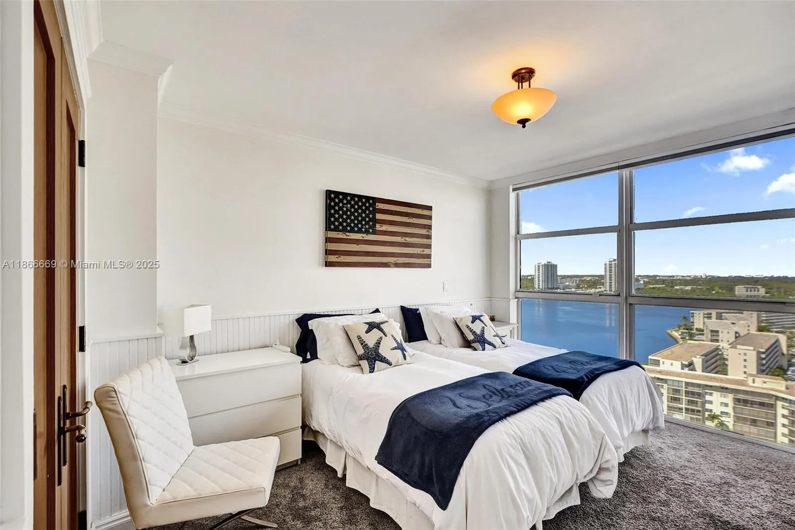 1000 W Island Blvd, #1909