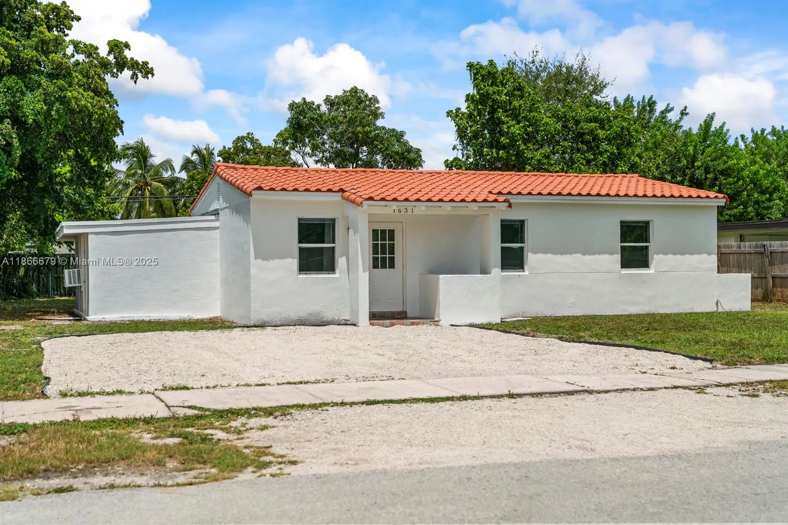 1631 NW 12th Ct