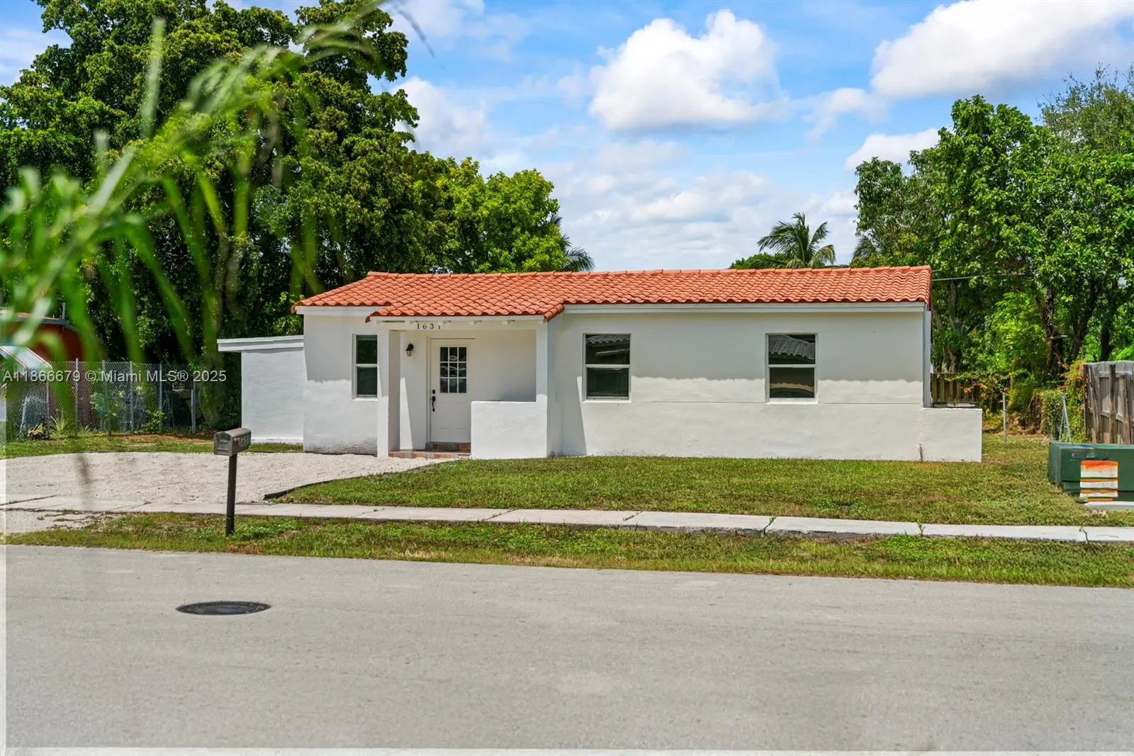 1631 NW 12th Ct