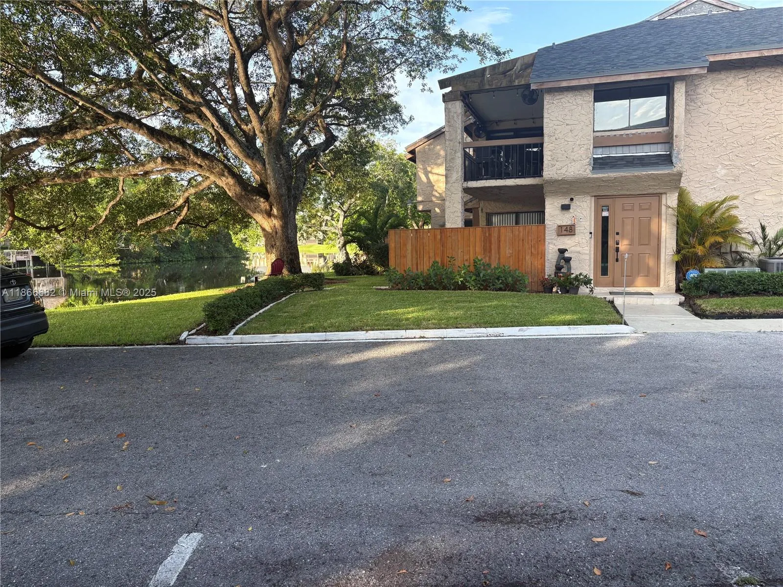 148 Wimbledon Lake Dr, #148
