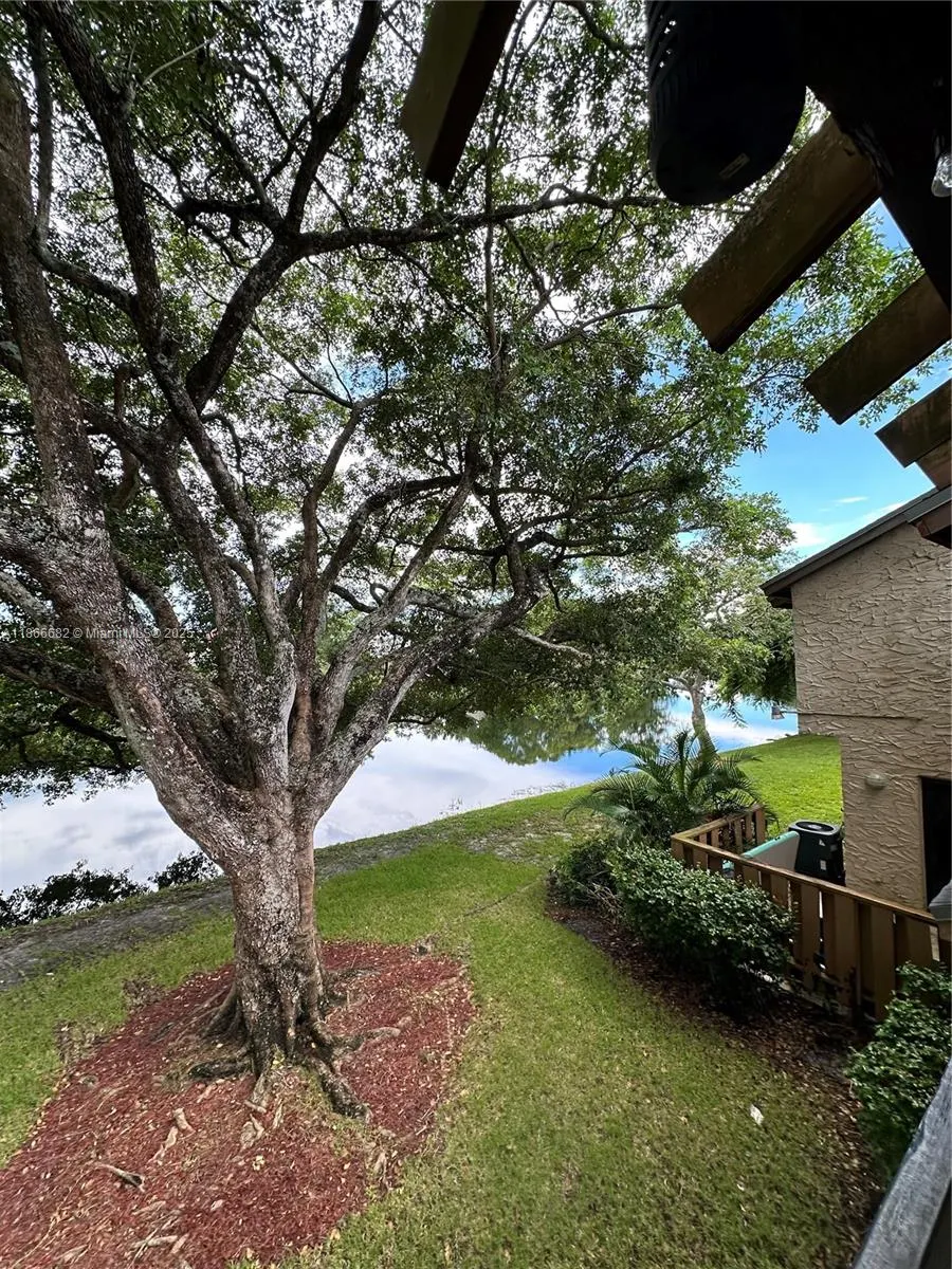 148 Wimbledon Lake Dr, #148