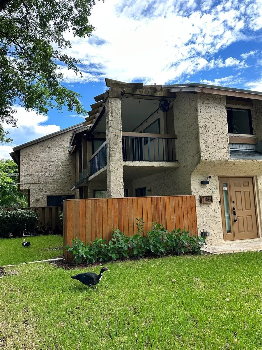 148 Wimbledon Lake Dr, #148