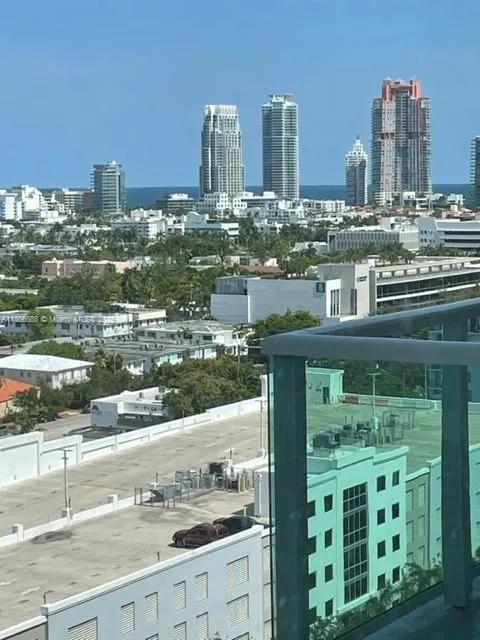 1000 West Ave, #PH32