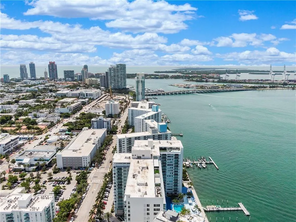 1000 West Ave, #PH32