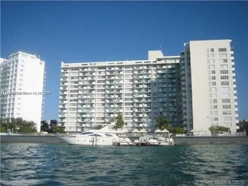 1000 West Ave, #PH32