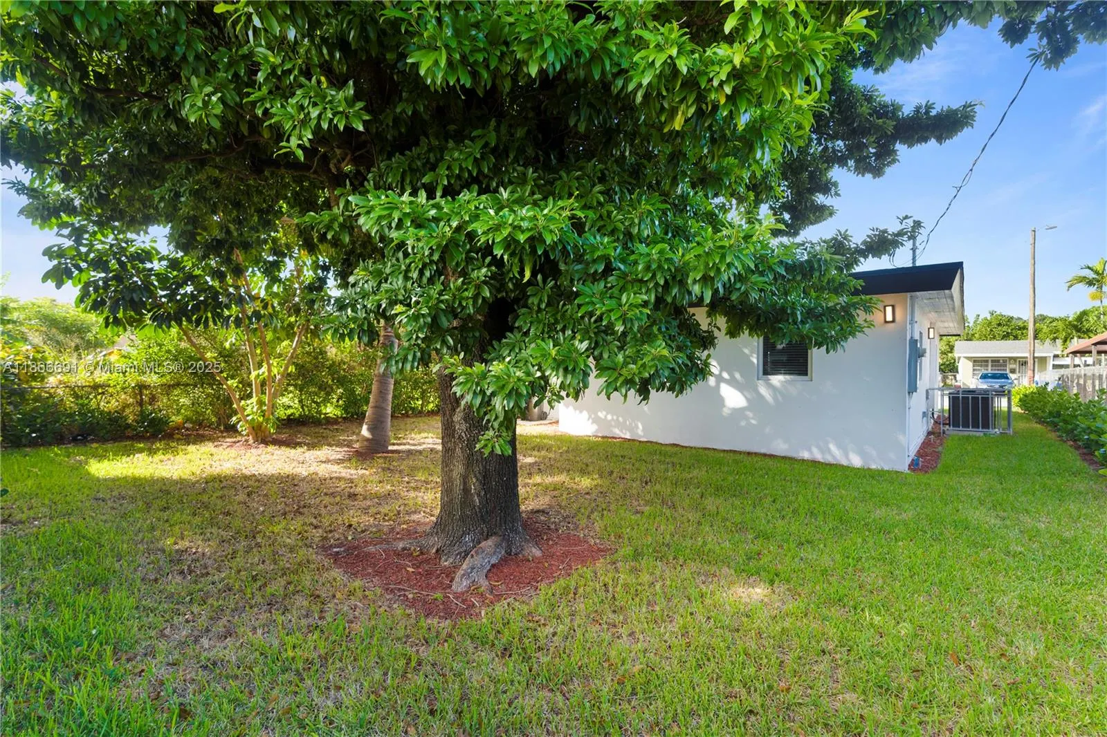 1428 NE 153rd Ter