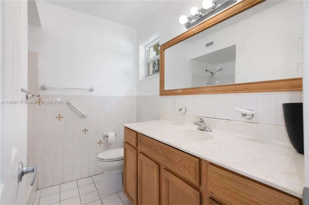4021 SW 1st St, #4021