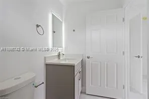5015 SW 27th st, #0