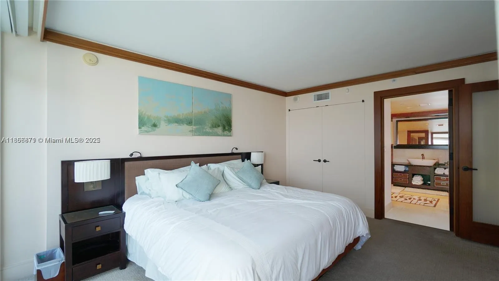 6801 Collins Ave, #710