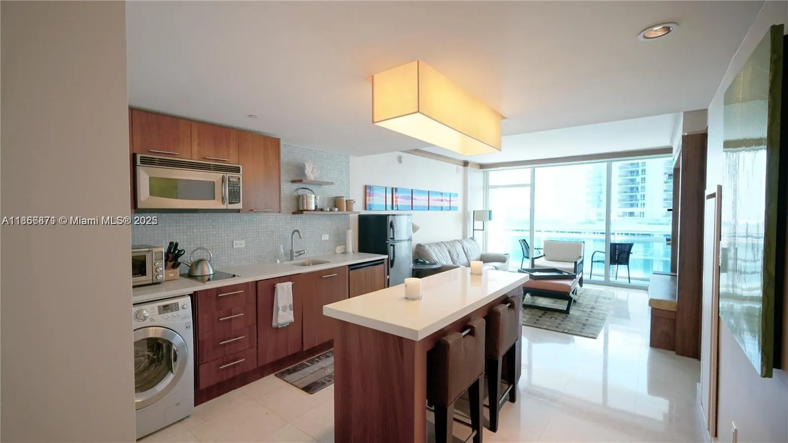 6801 Collins Ave, #710