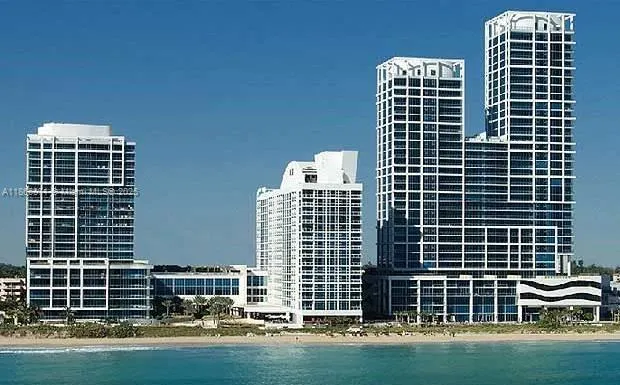 6801 Collins Ave, #710