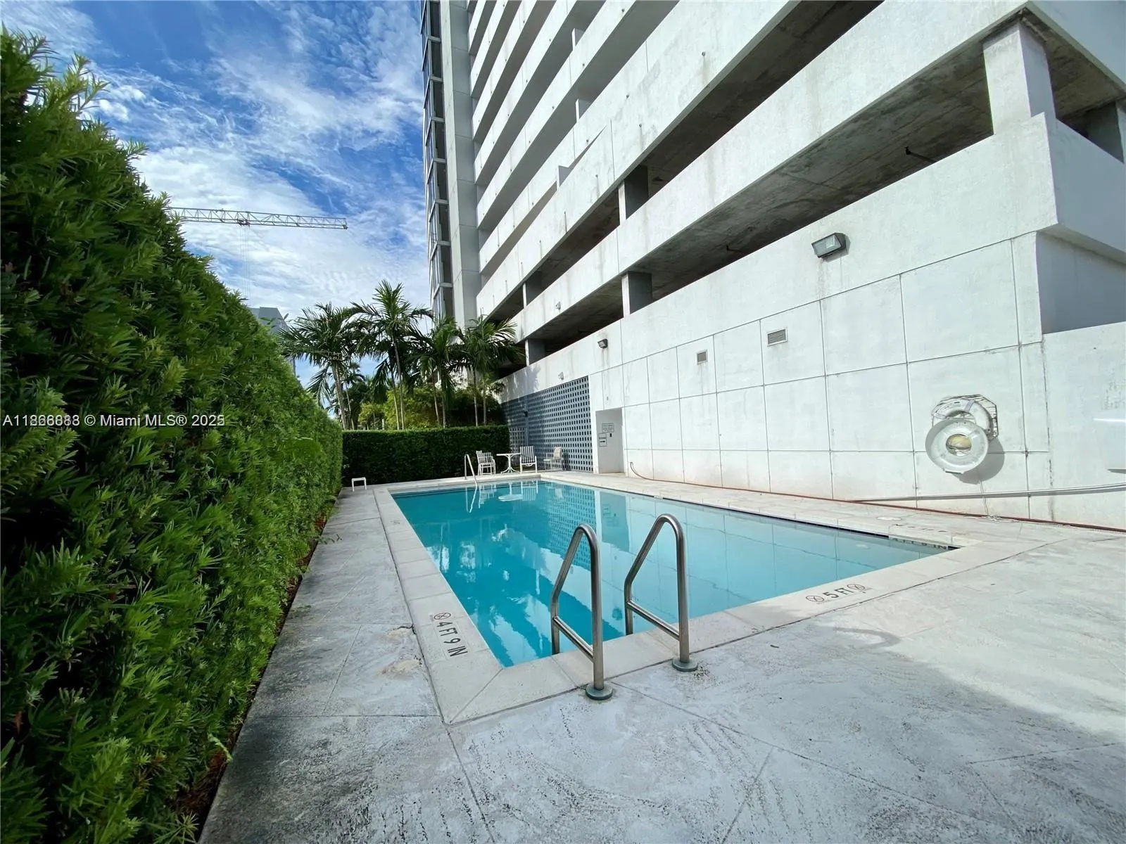 36 NW 6th Ave, #806
