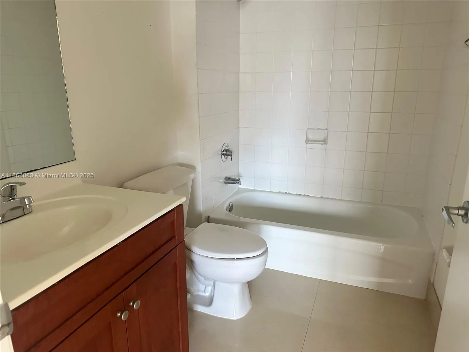 36 NW 6th Ave, #806