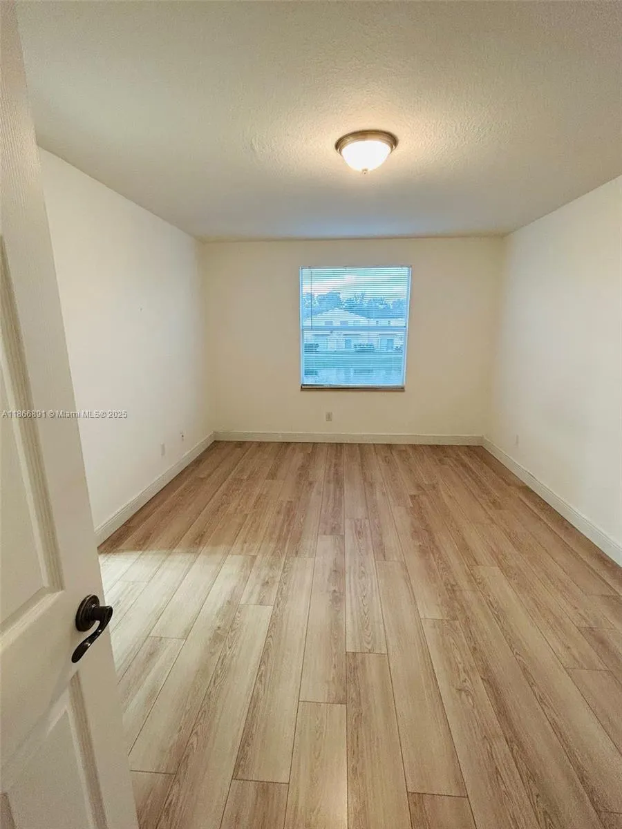 22129 Majestic Woods Way, #504