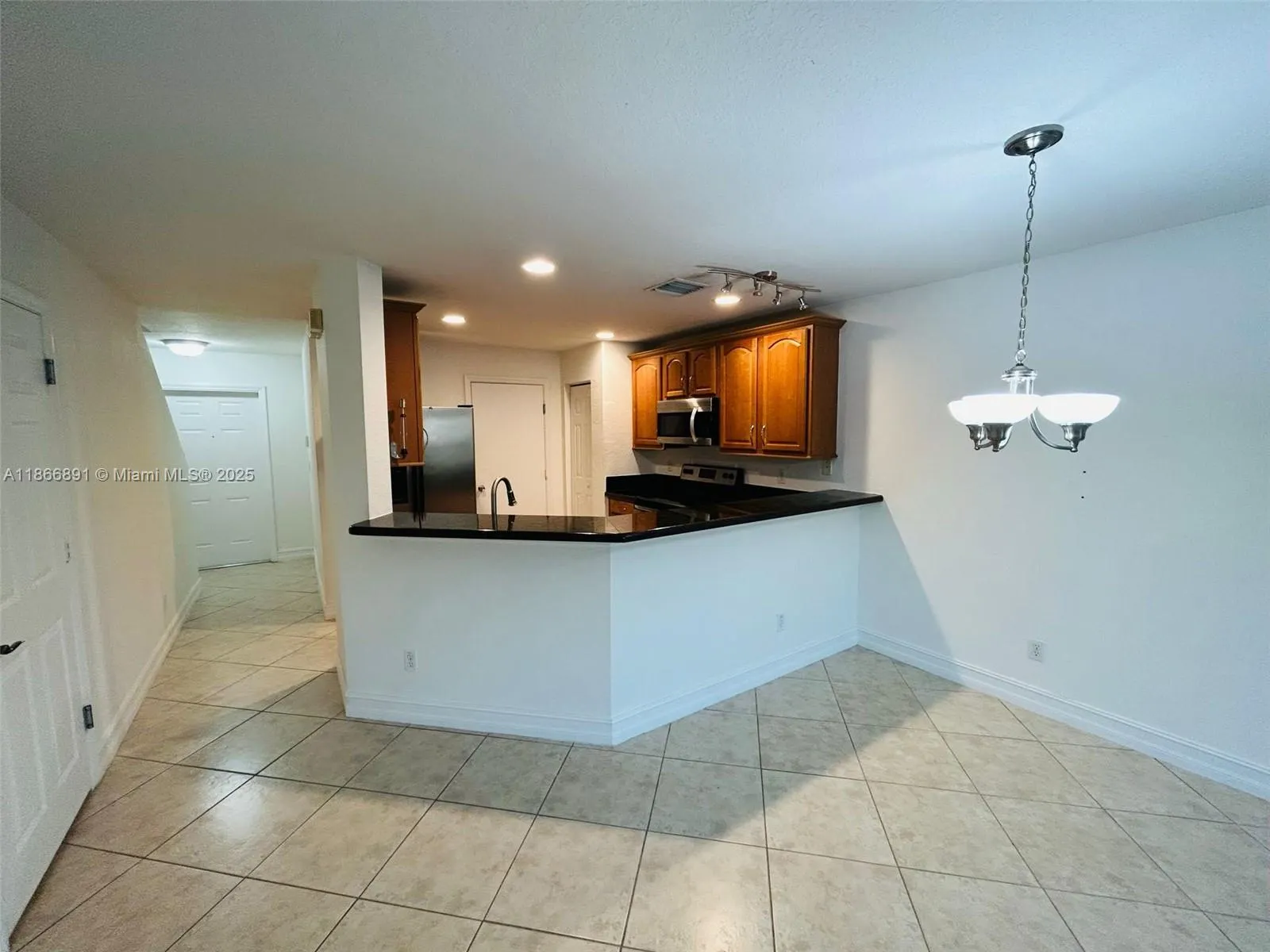 22129 Majestic Woods Way, #504