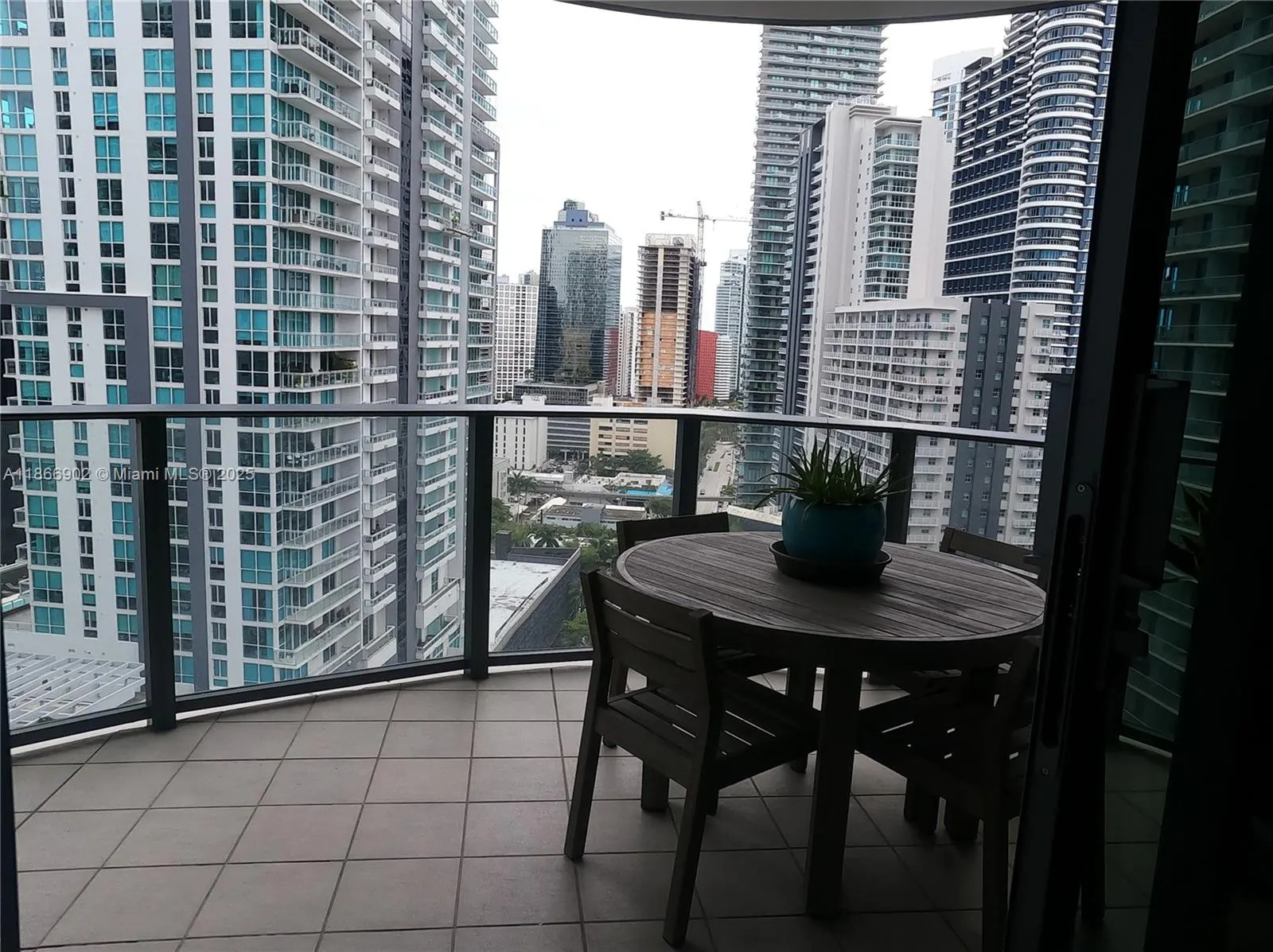 1000 Brickell Plz, #2301