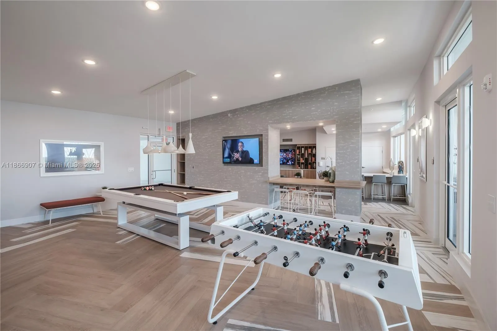 2500 SW 22nd Ter, #317