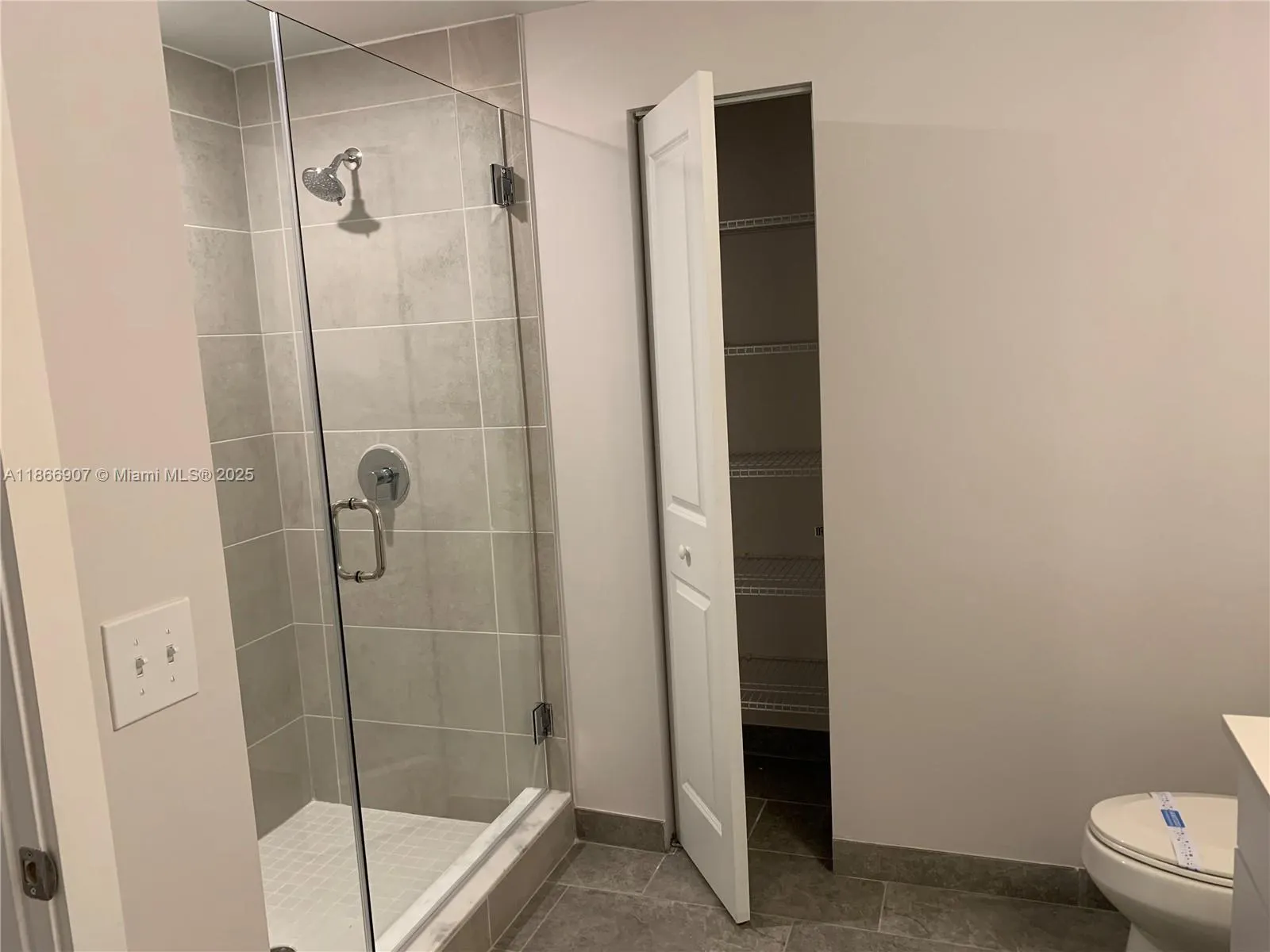2500 SW 22nd Ter, #317