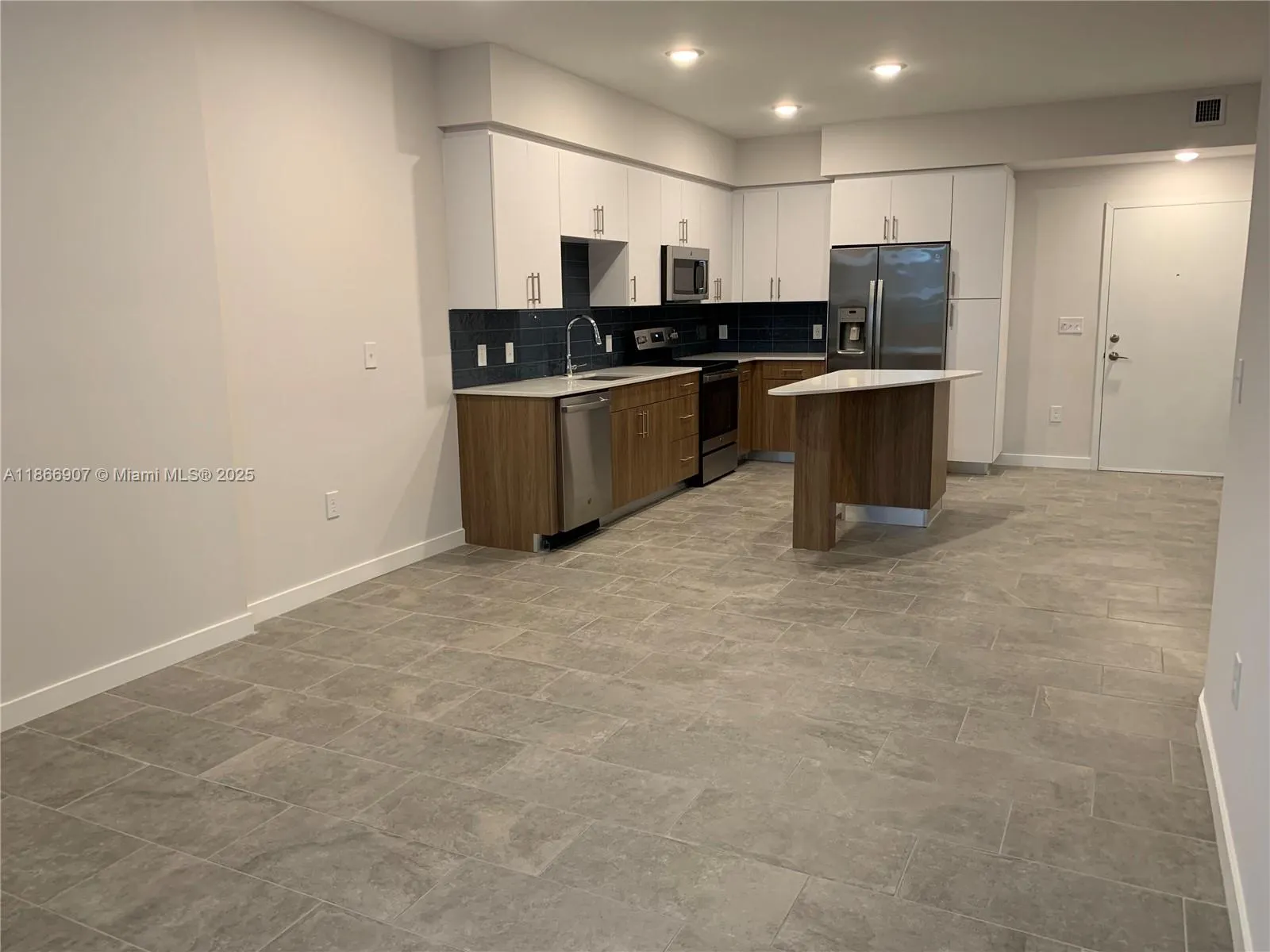 2500 SW 22nd Ter, #317