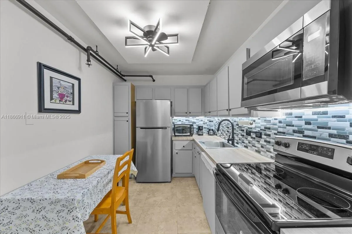 20515 E Country Club Dr, #746