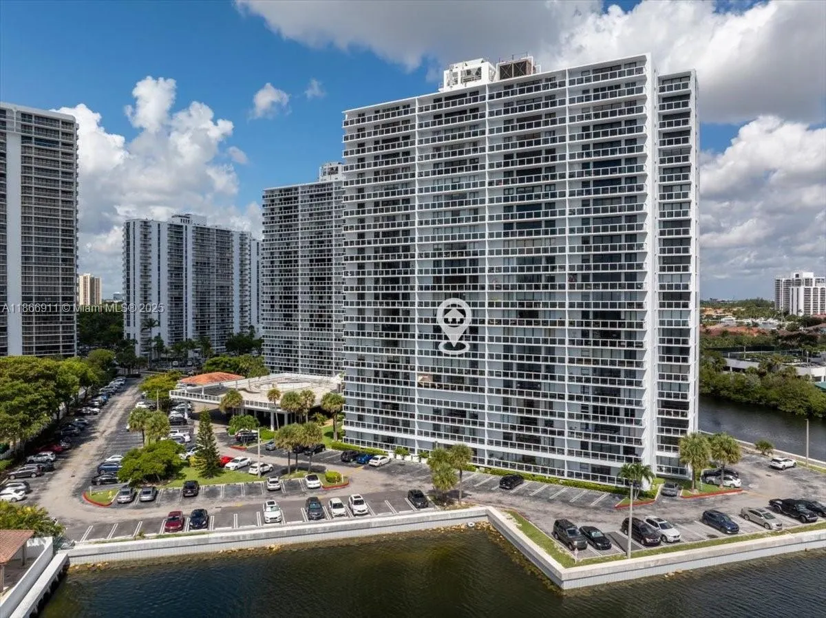 20515 E Country Club Dr, #746