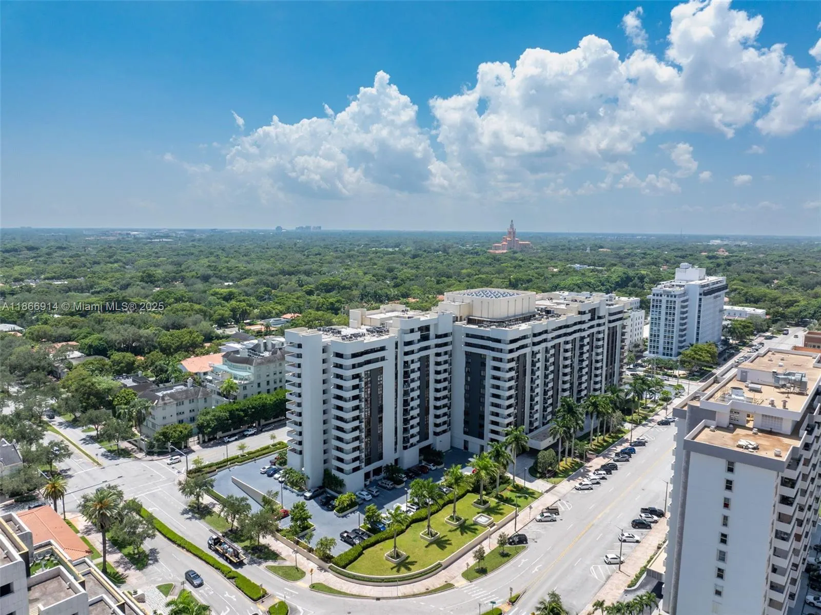 600 Biltmore Way, #201