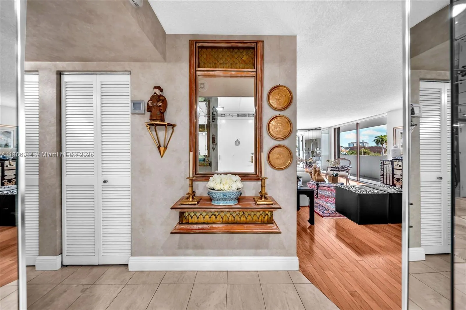 600 Biltmore Way, #201