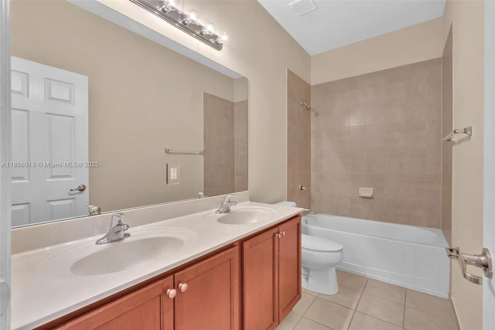3226 NW 31st Ter