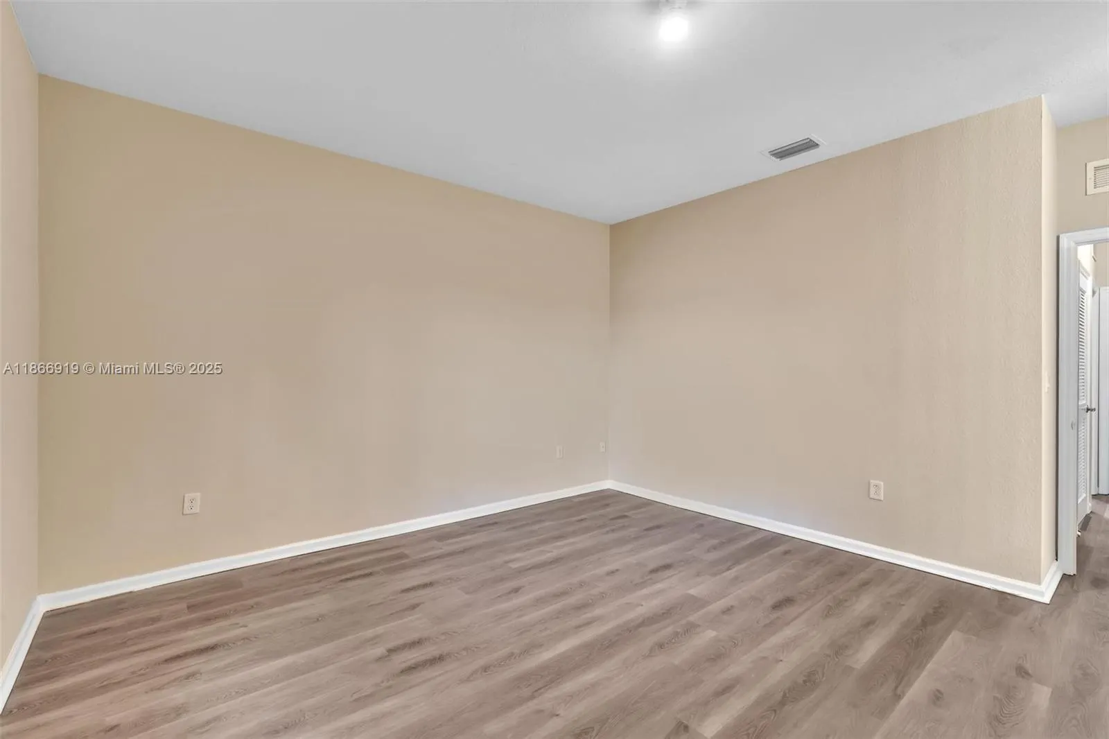 3226 NW 31st Ter