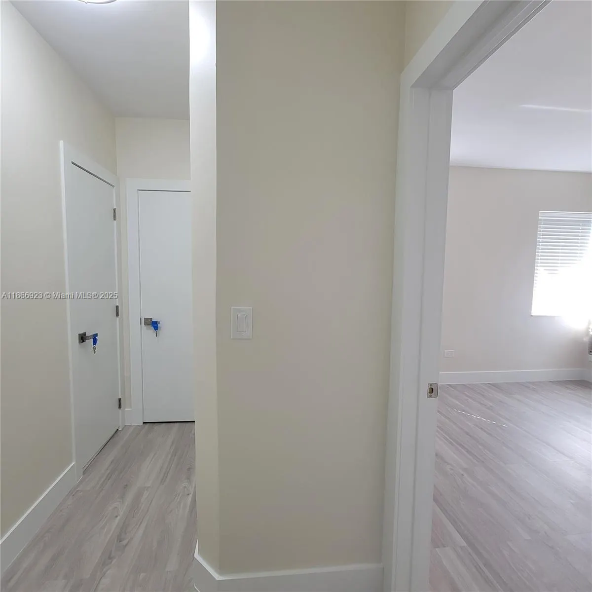 2140 Biarritz Dr, #4