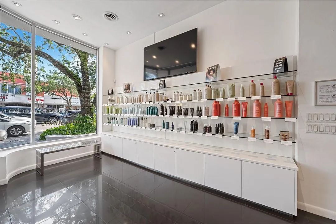 281 Coral Way