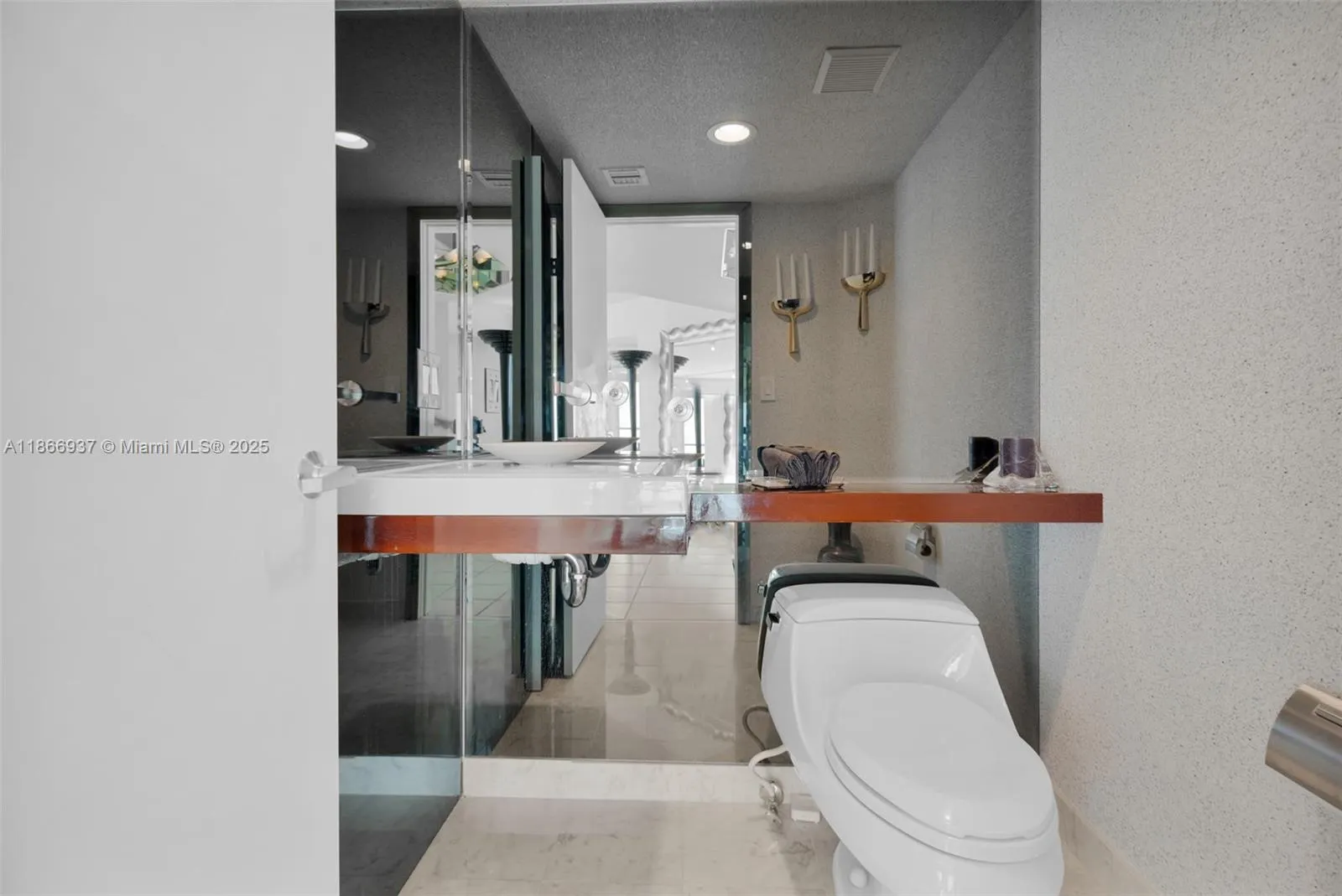 16485 Collins Ave, #1236