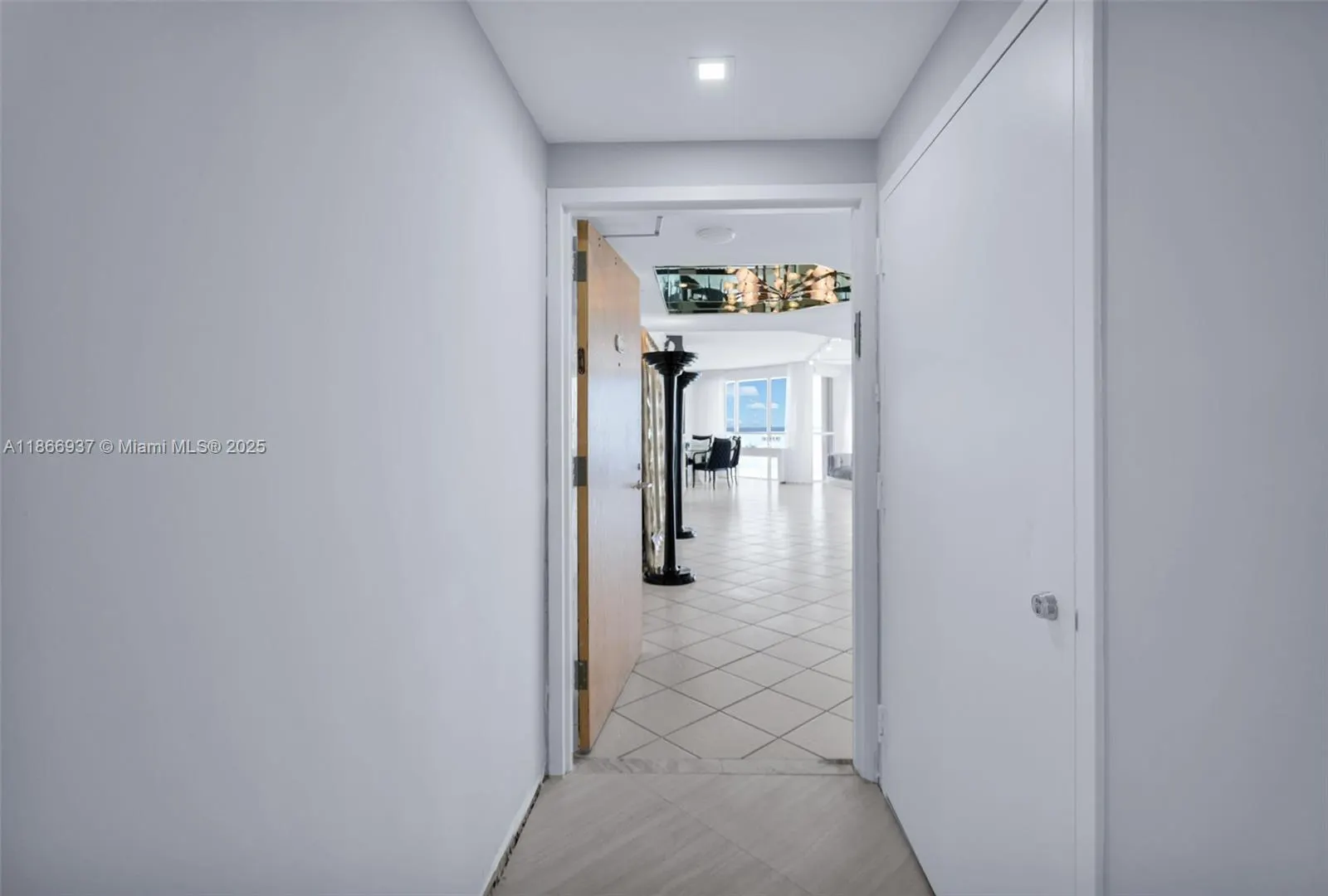 16485 Collins Ave, #1236