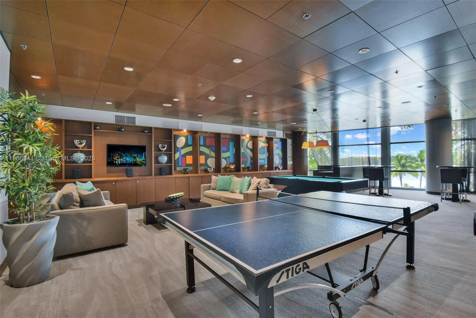 2681 N Flamingo Rd, #1103S