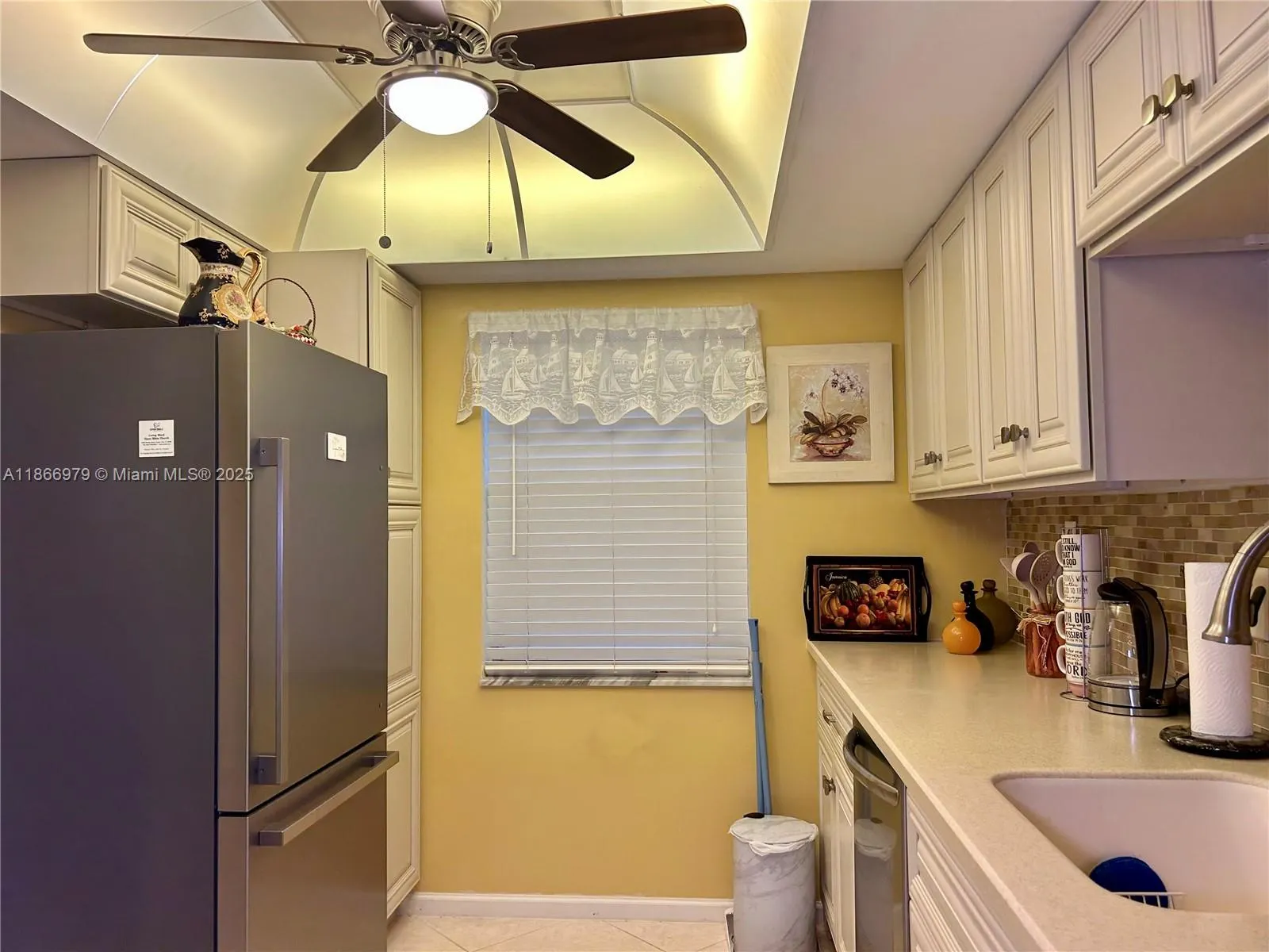 9802 Marina Blvd, #125