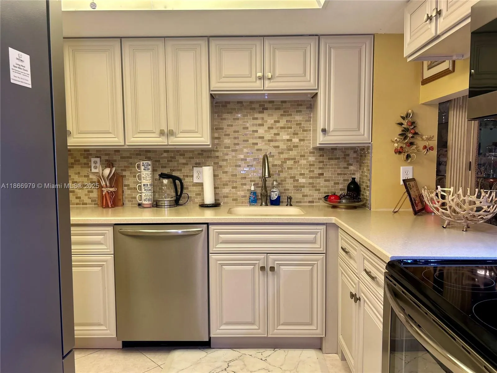 9802 Marina Blvd, #125